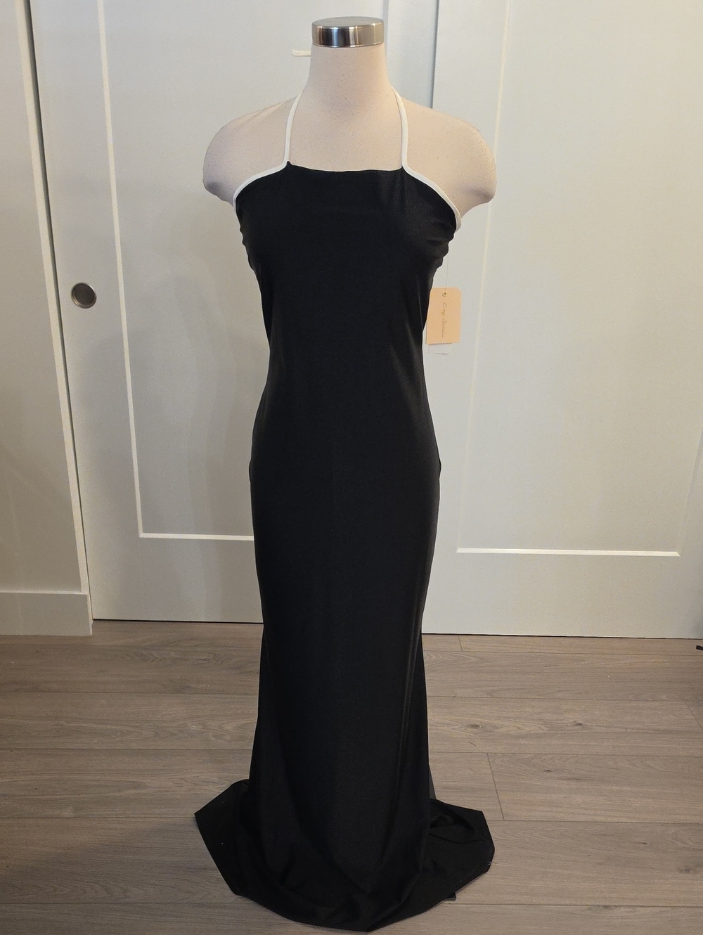City Studio Black Halter Maxi Dress with White Trim size L new with tags